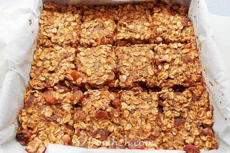Cut the granola mixture into squares | Sugar Free and Gluten Free Granola Bars