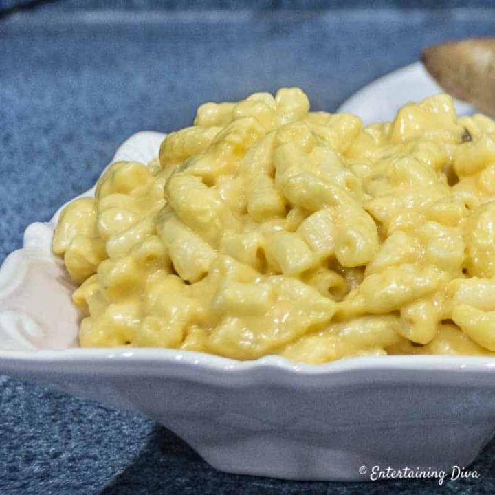 Slow cooker mac and cheese