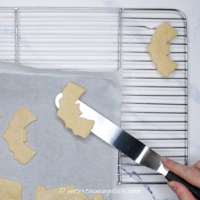 cut out cookies that hold their shape