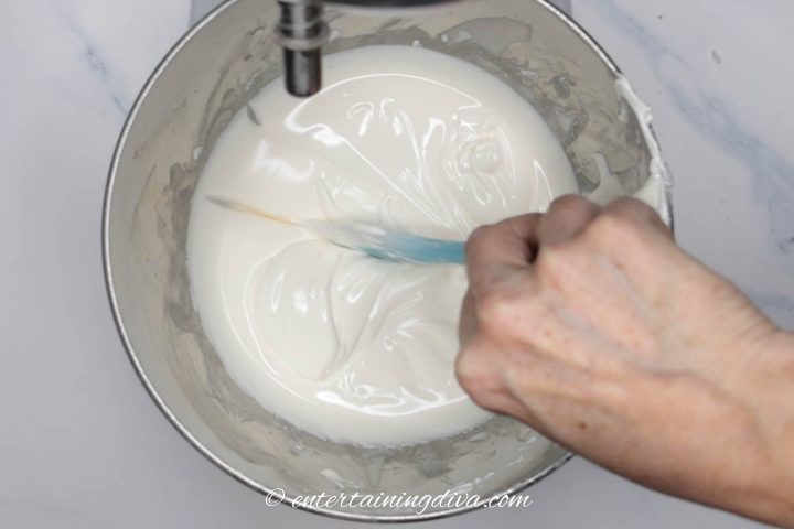 Royal icing being tested for consistency