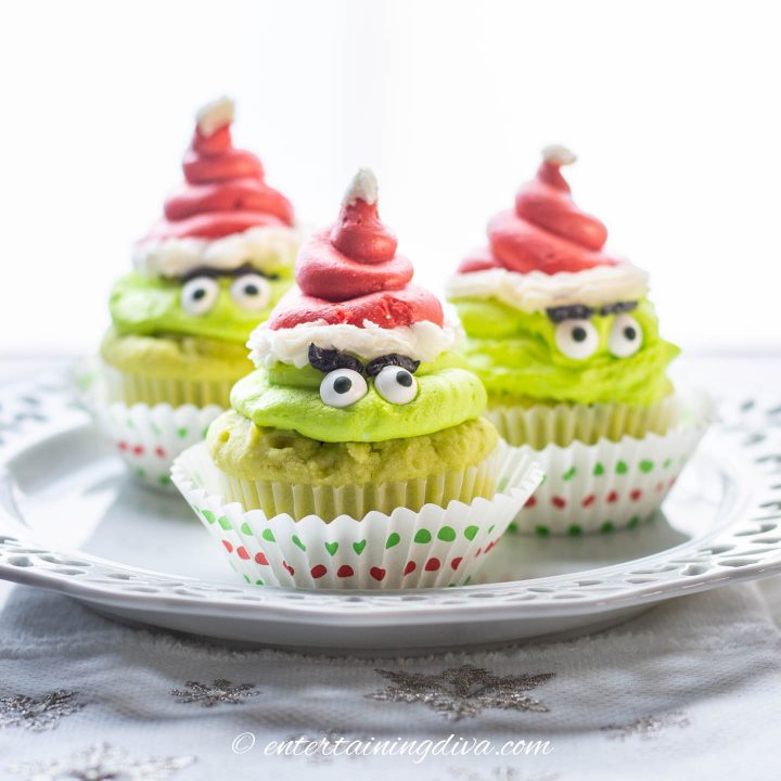 grinch cupcakes