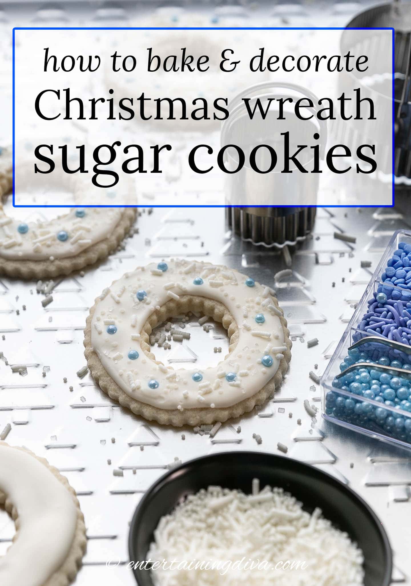 how to bake and decorate Christmas wreath sugar cookies