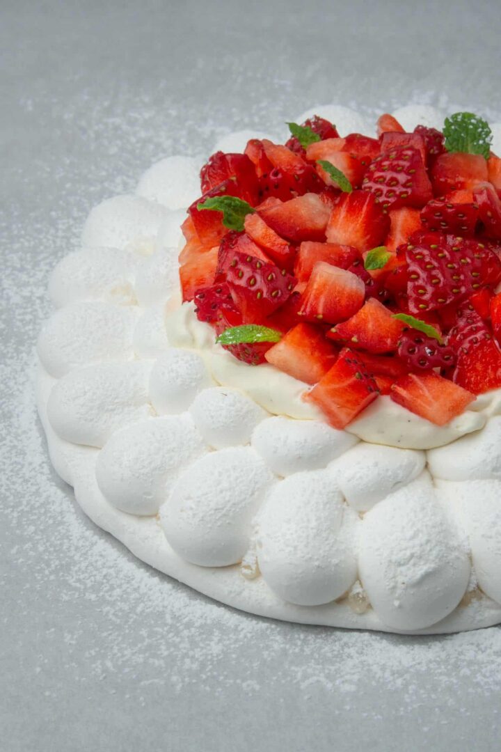Strawberry pavlova cake