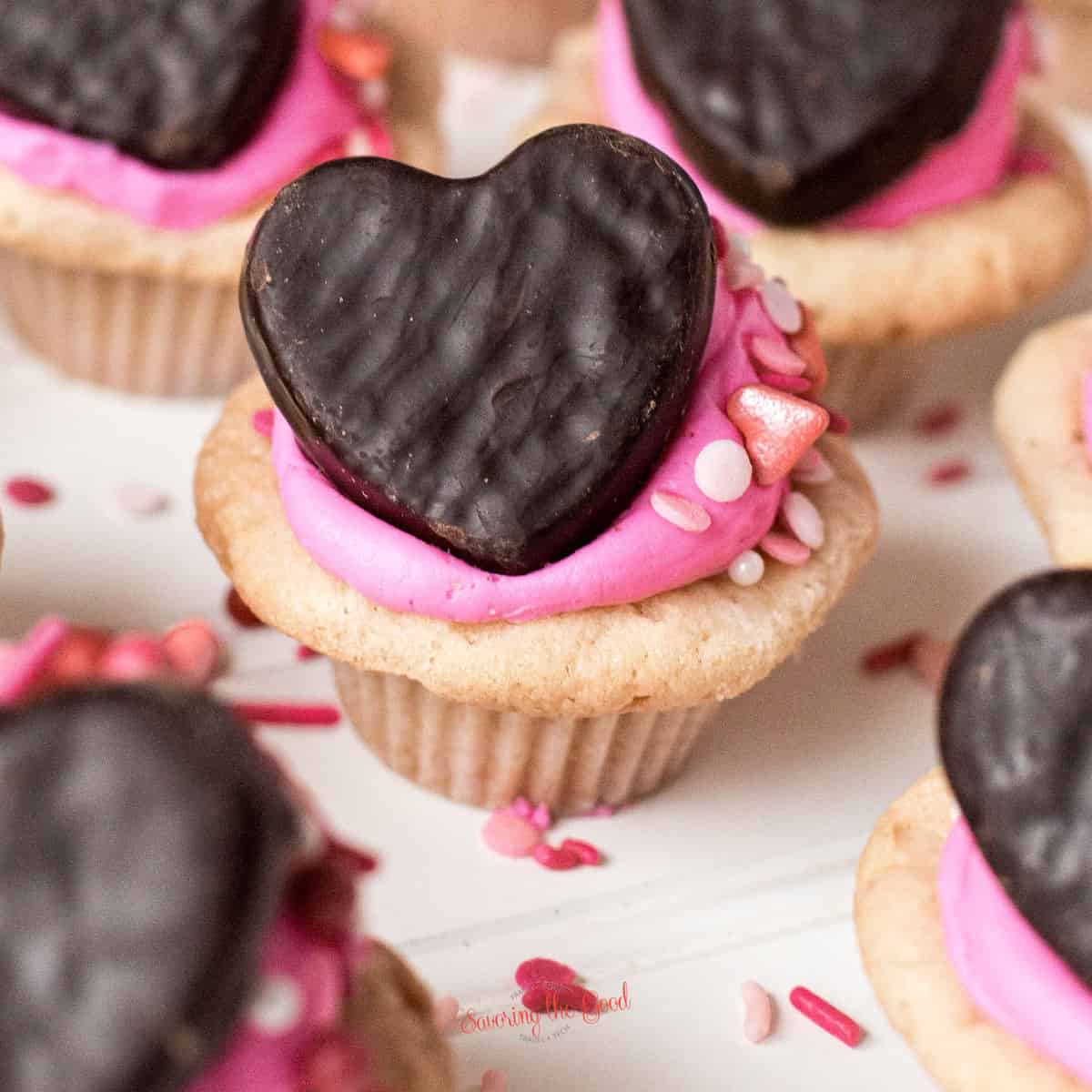 Valentine’s Day cookie cups