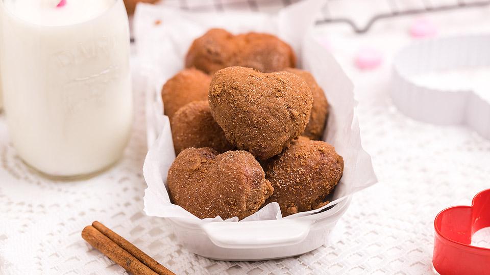 easy heart shaped doughnut holes