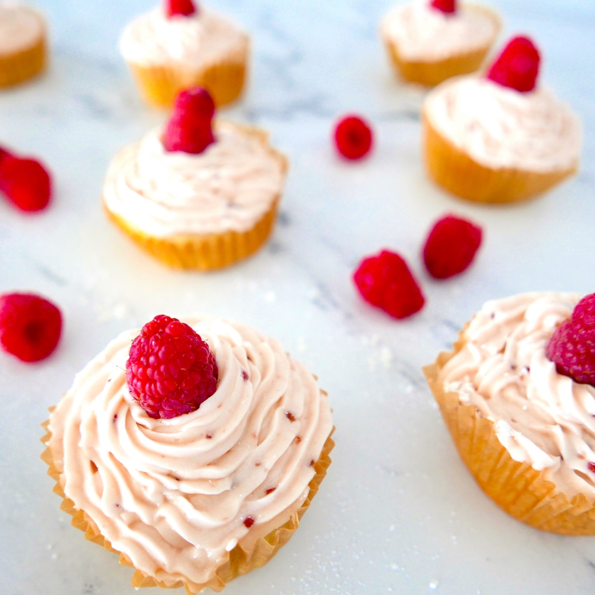 Raspberry almond cupcakes