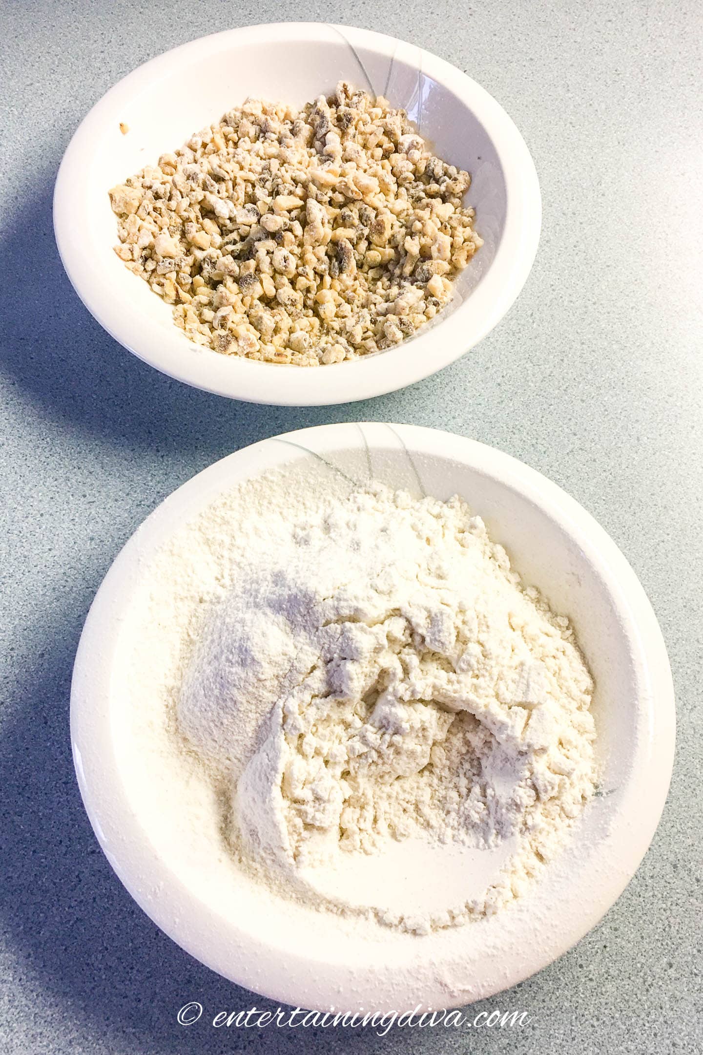 Walnuts and flour mixture in bowls