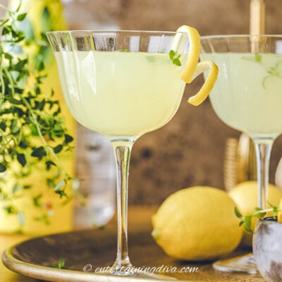 Two limoncello martinis on a tray.