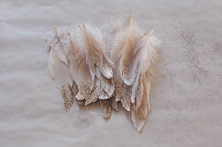 Feathers with glitter from frankie.com