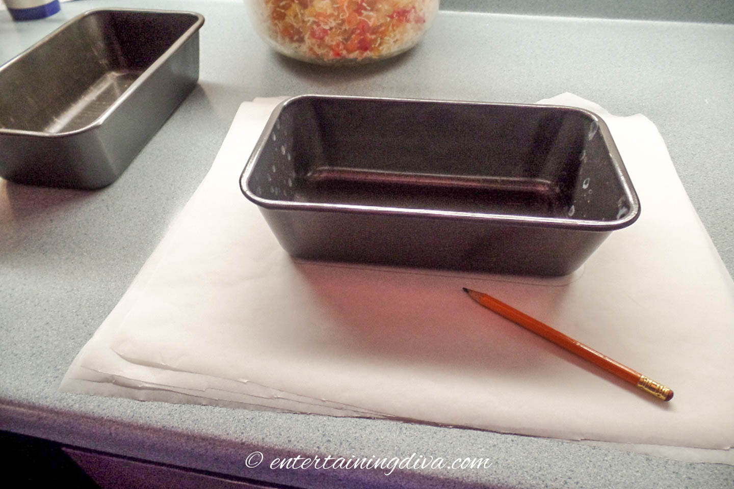Draw the bottom of the pan onto the parchment paper