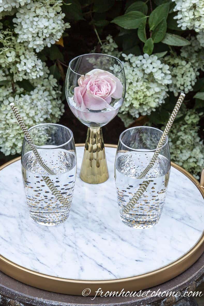 Float flowers | 10 Creative Summer Party Ideas for easy entertaining | If you don't have a lot of time to spend decorating your backyard, these creative summer party ideas are fast and easy to do but still look beautiful.