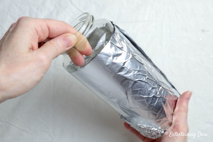 Remove the jar from the foil mold