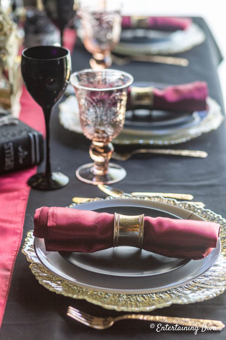 Red and gold place settings for Gryffindor house table decorations
