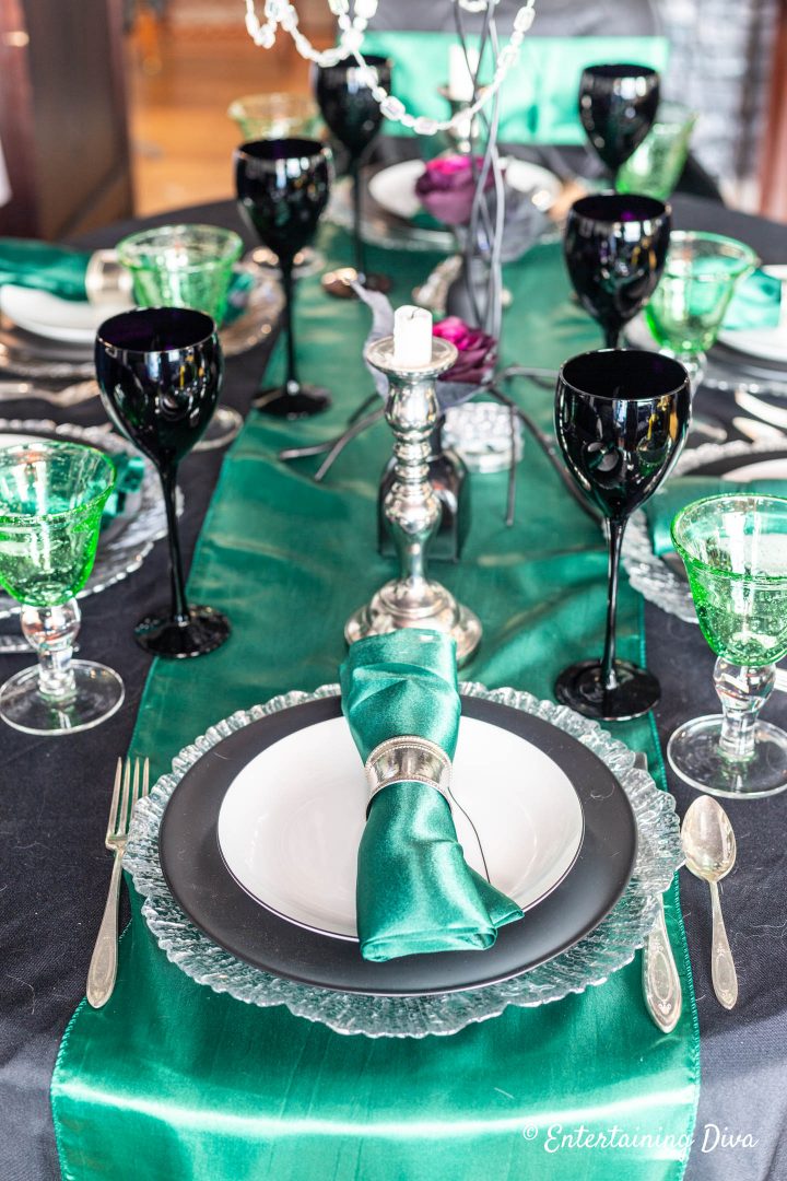 Harry Potter table decor for Slytherin house