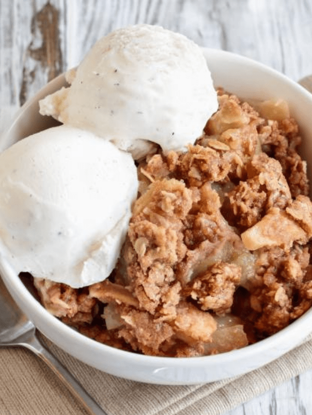 Old-Fashioned Apple Crisp with Oat Topping Story