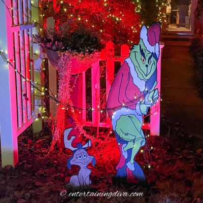 Grinch stealing Christmas lights