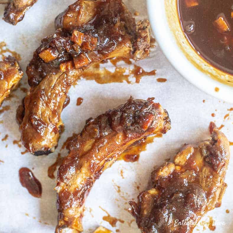ribs and BBQ sauce