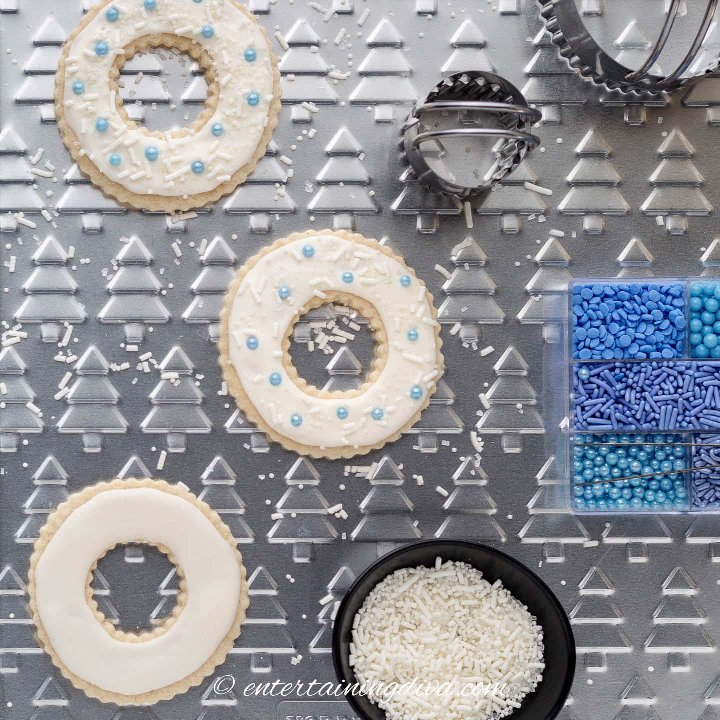 Christmas wreath sugar cookies