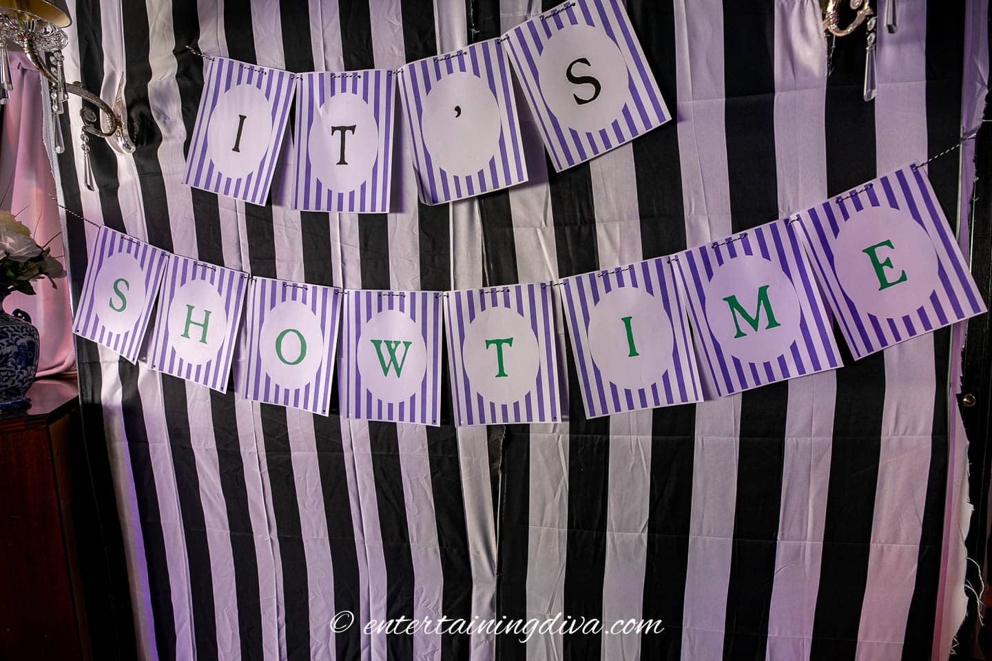Beetlejuice banner that says It's Showtime