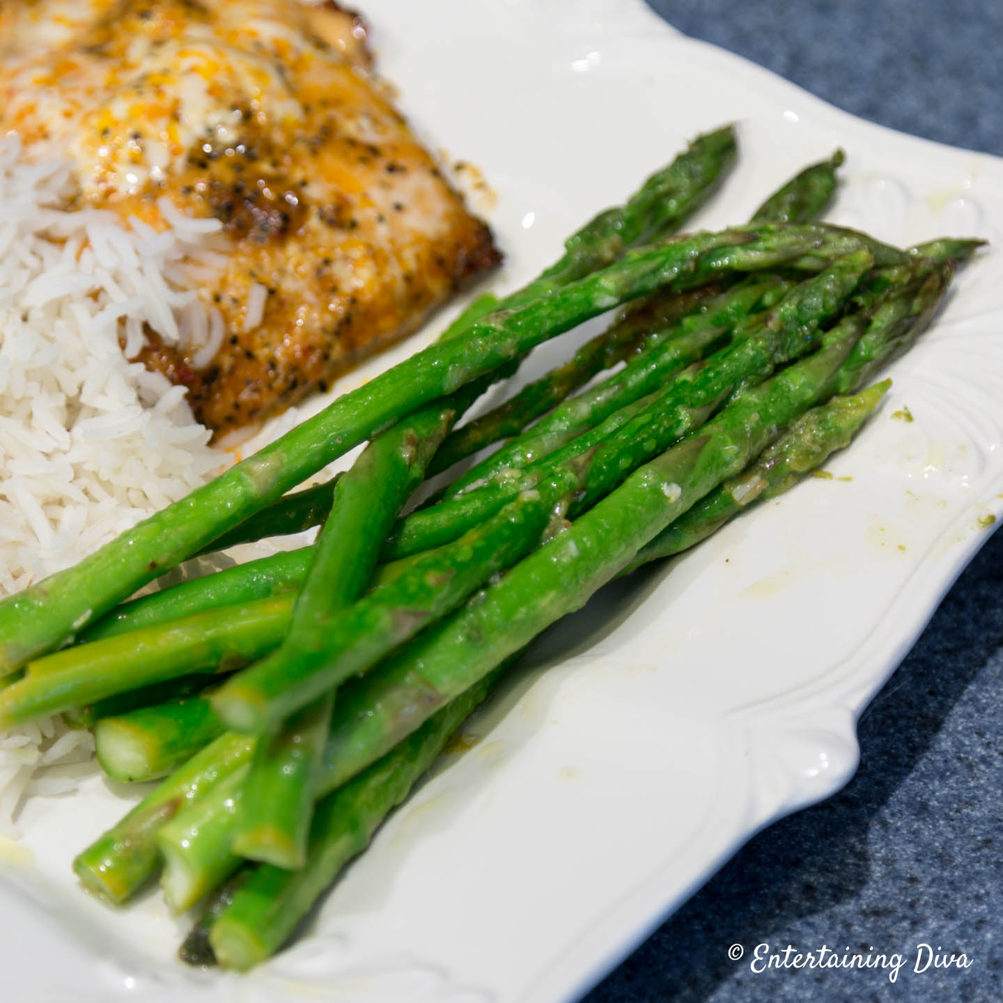 Lemon Garlic Grilled Marinated Asparagus
