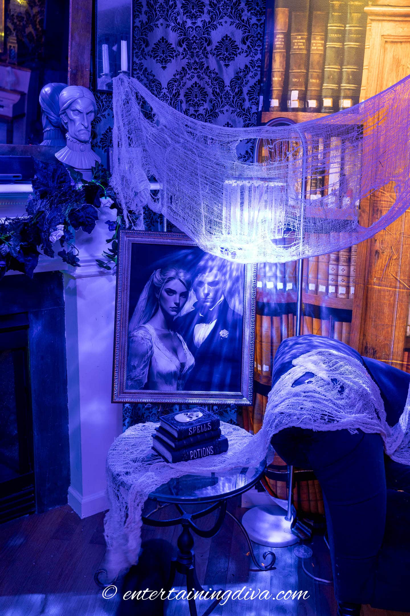Spooky Mansion Living Room 13 Haunted Mansion Decor Ideas To Unleash