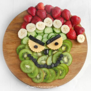 grinch charcuterie board