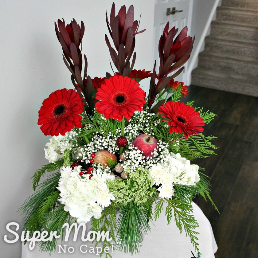 how to make a christmas floral arrangement