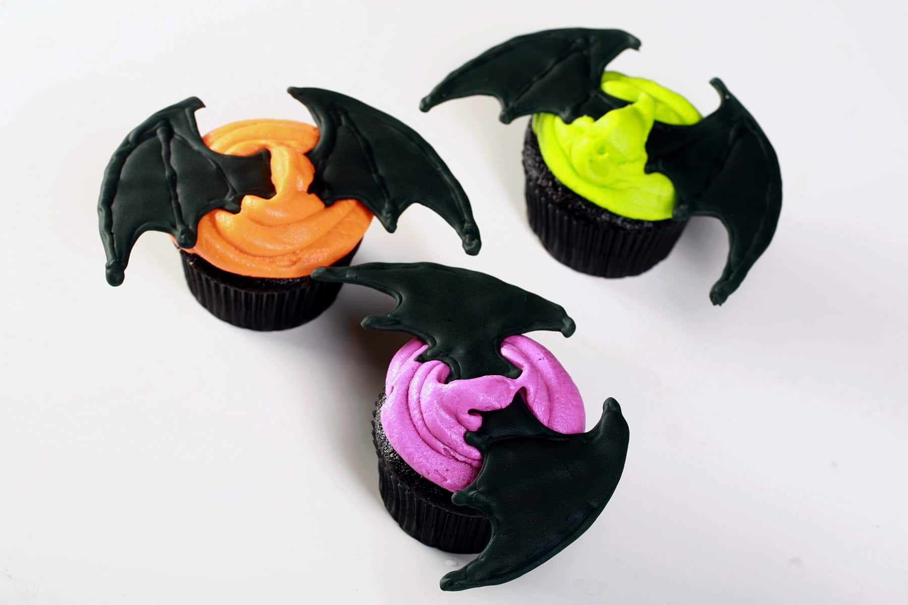 bat wing cupcakes