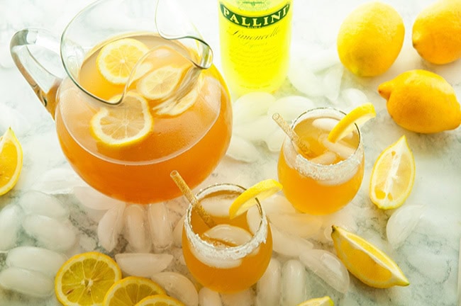 Boozy Arnold Palmer cocktail