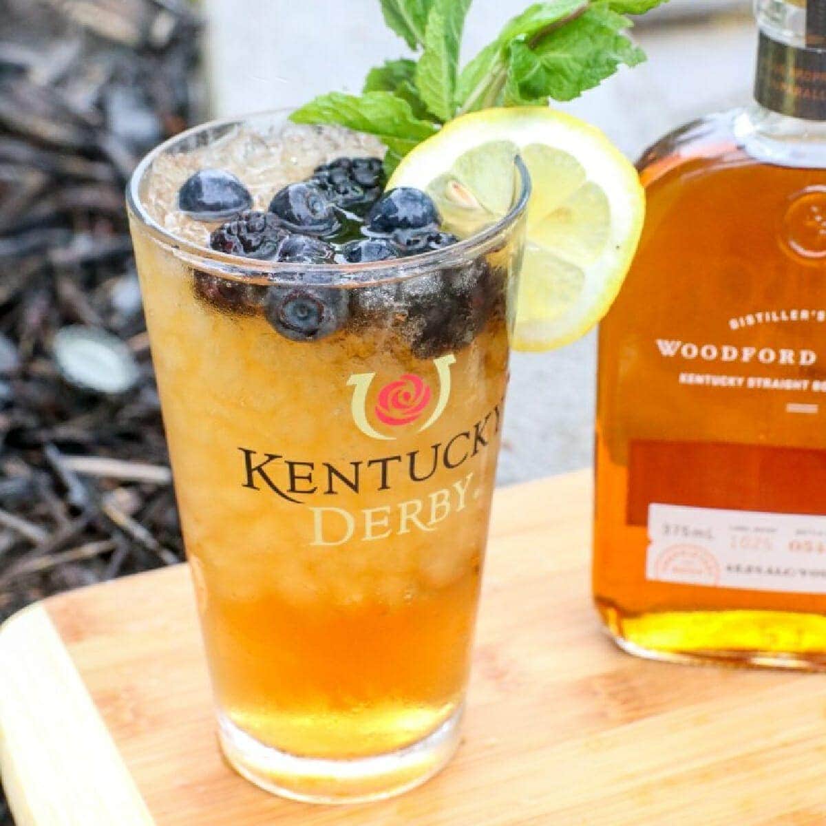 bourbon sweet tea cocktail