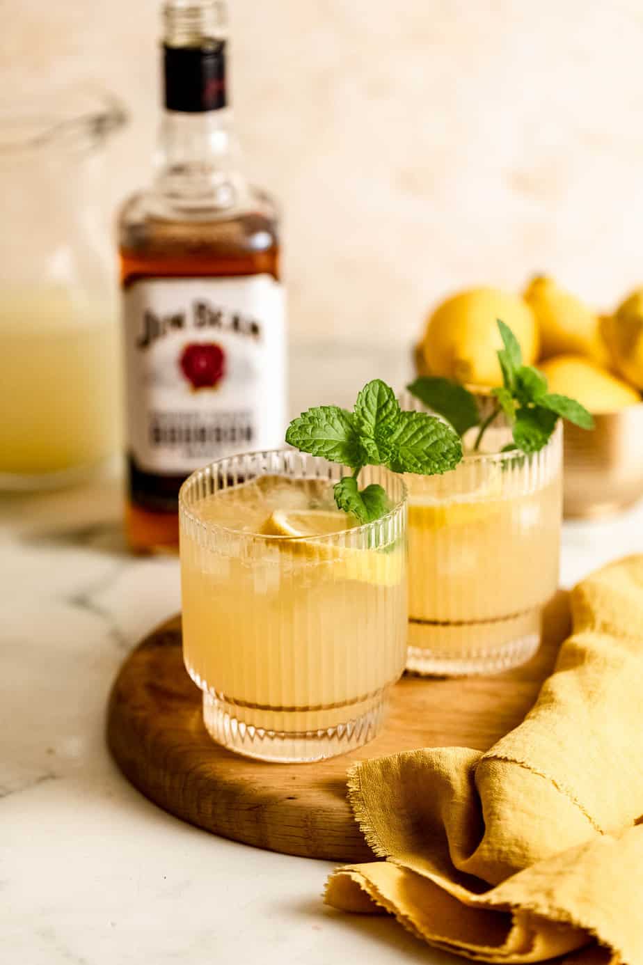 bourbon lemonade