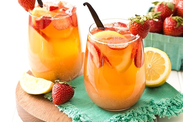 strawberry vanilla sangria