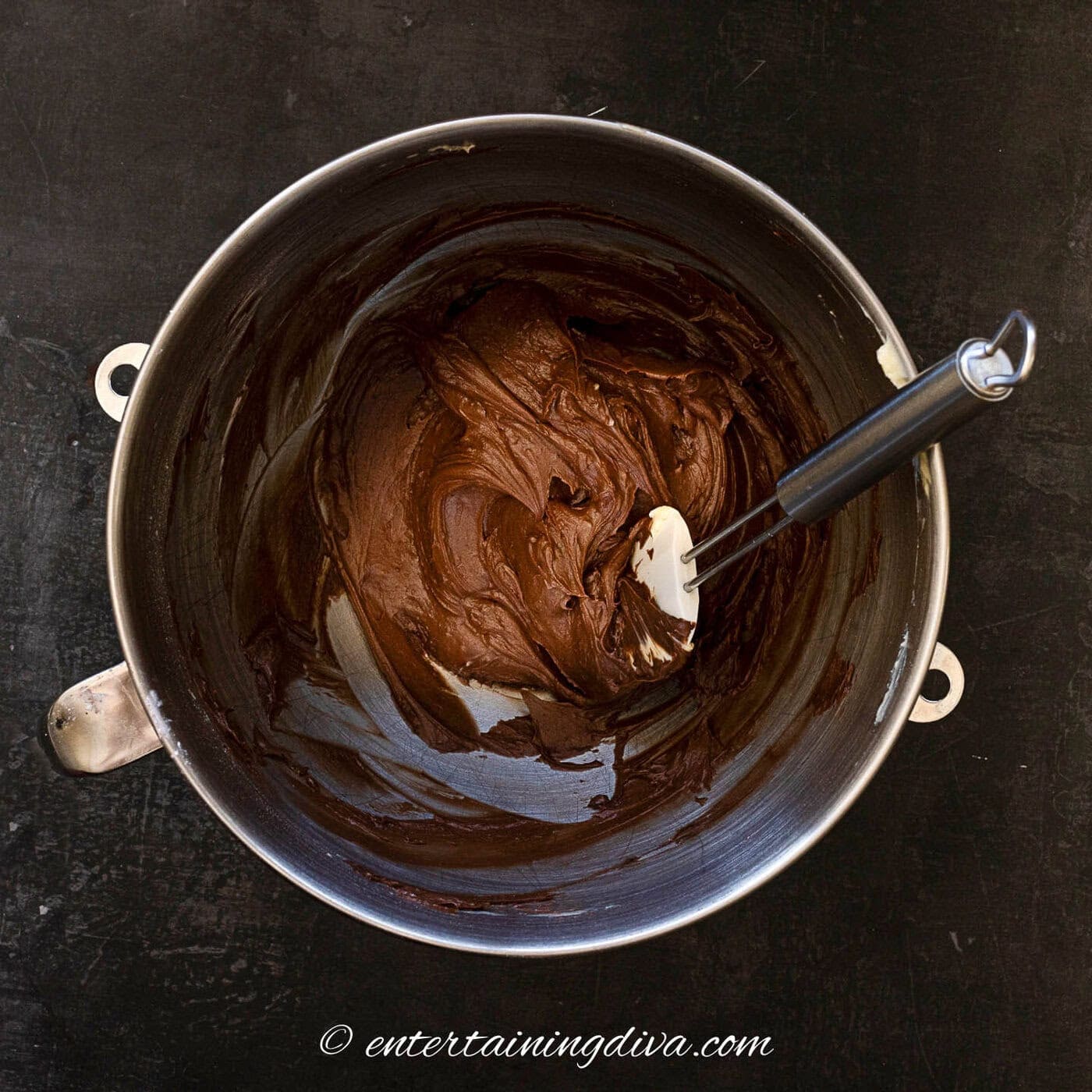 chocolate buttercream frosting in a bowl