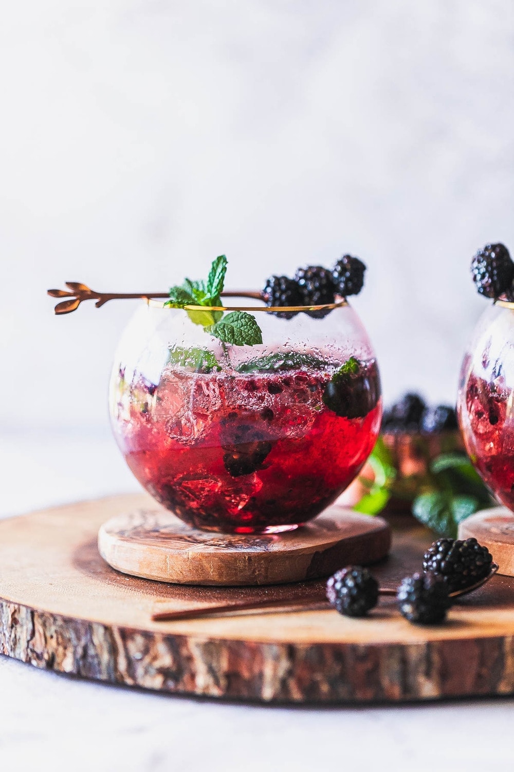 summer blackberry bourbon smash