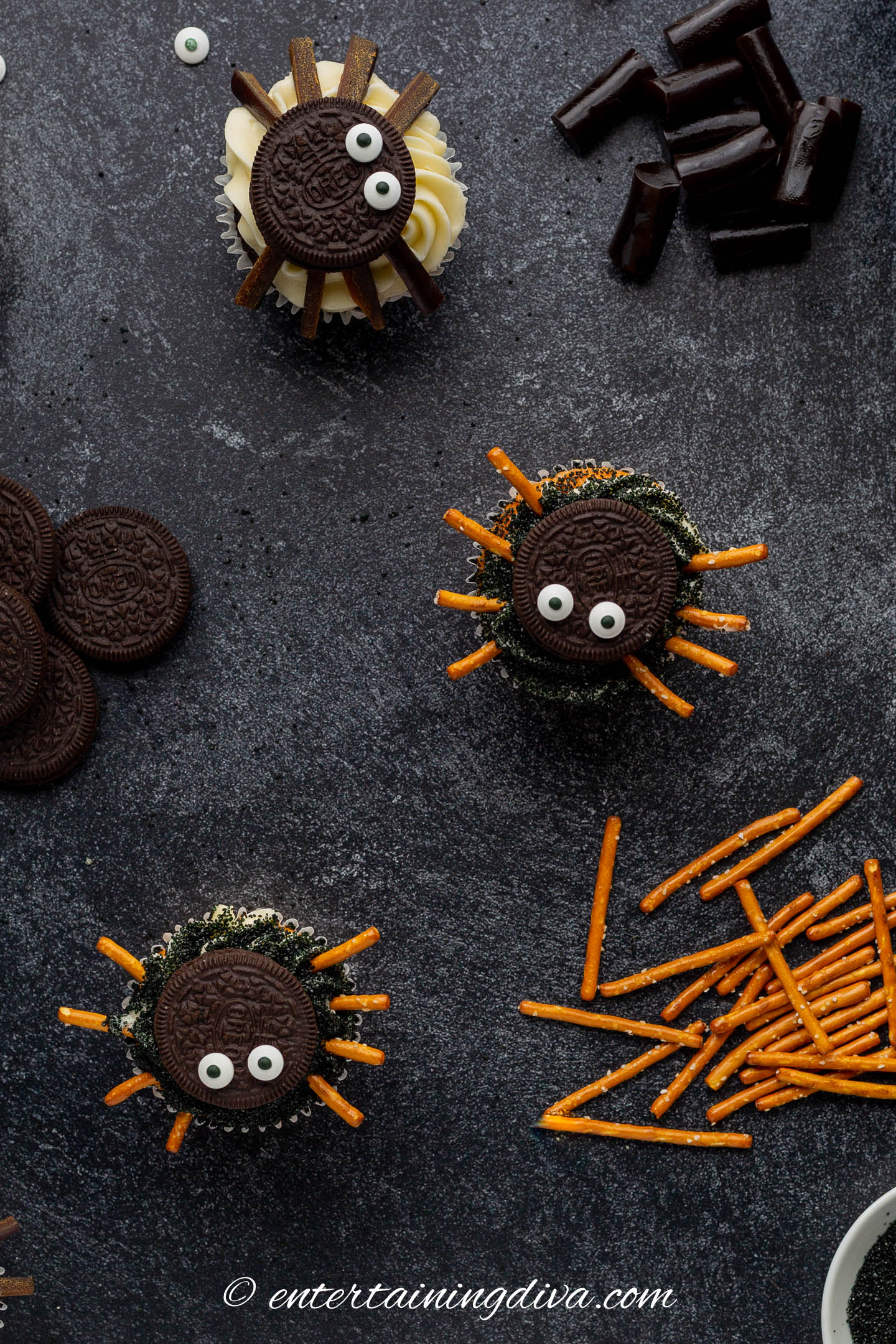 Cupcakes decorated with Oreo cookie spiders