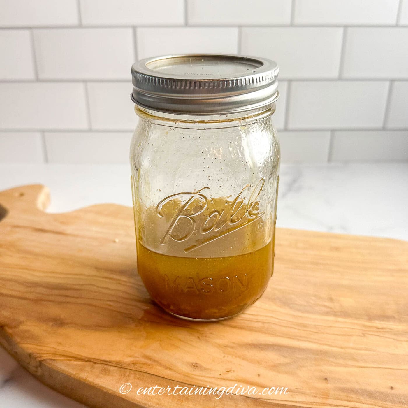 red wine vinaigrette dressing in a mason jar