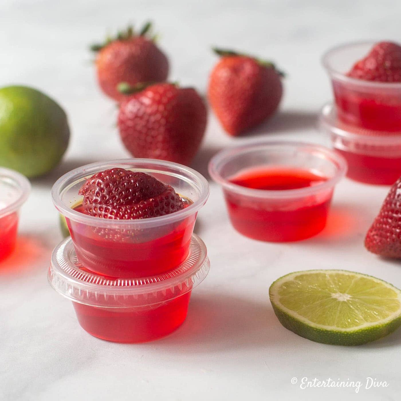 strawberry daiquiri jello shots