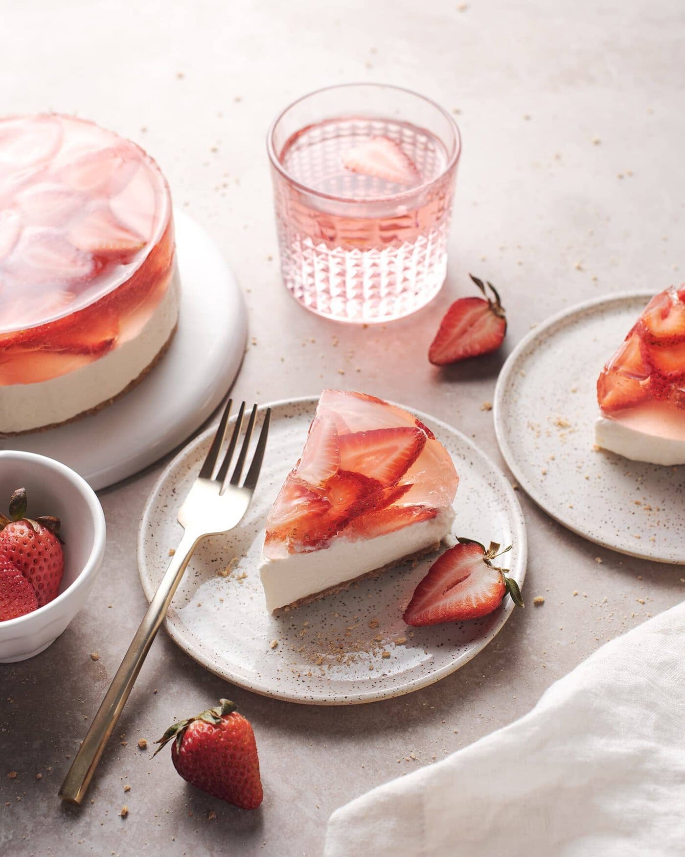 strawberry jelly cheesecake