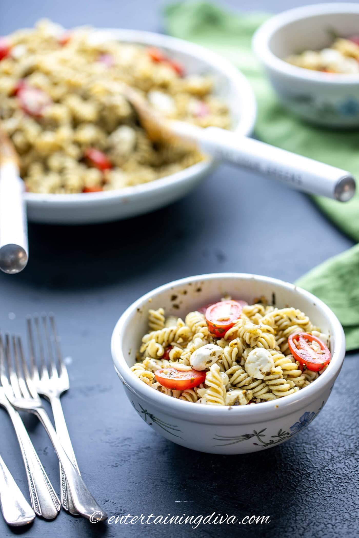 4 ingredient pasta salad with pesto