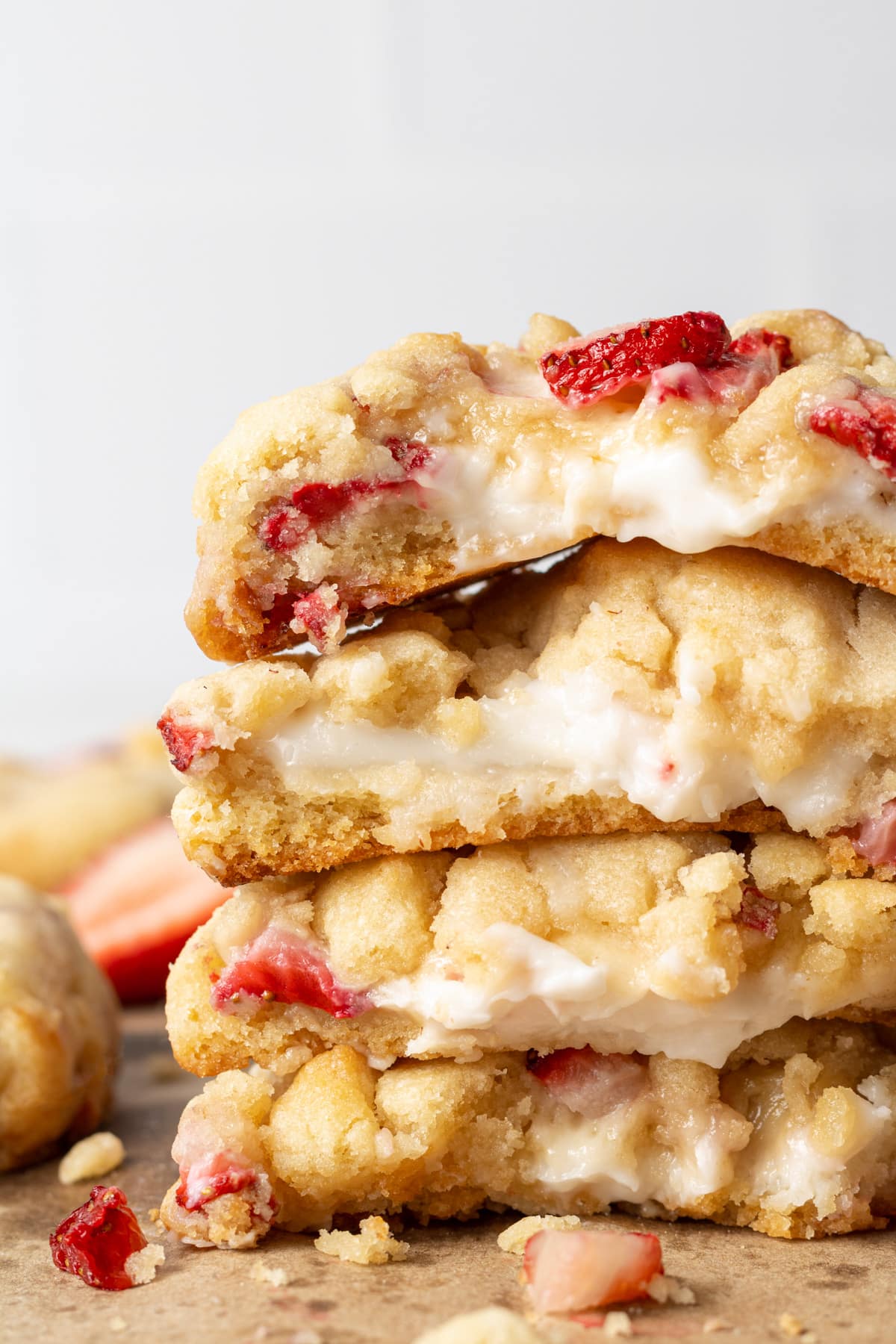 Strawberry cheesecake cookies
