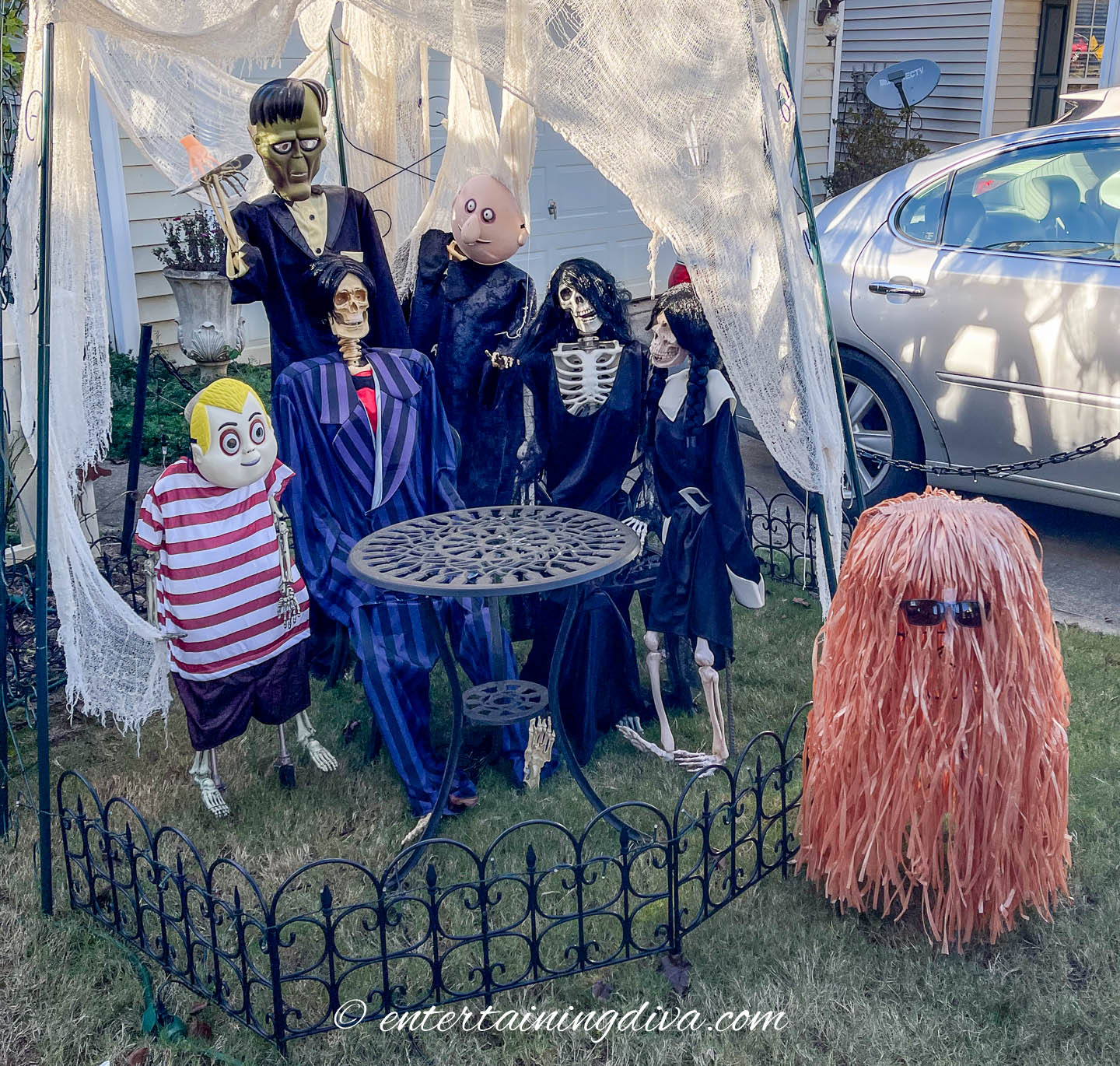 Addams Family Cemetery Yard Haunt