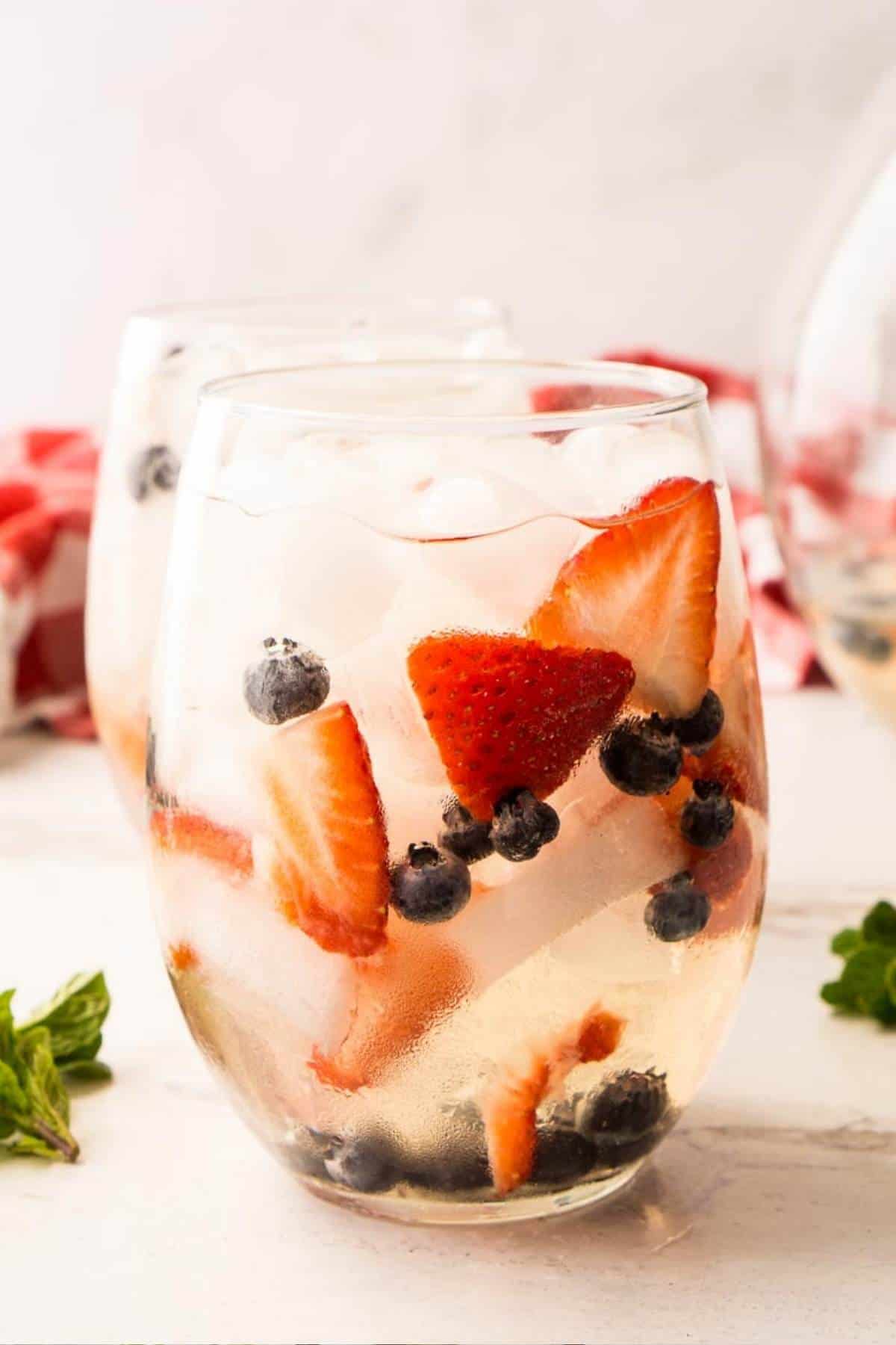 prosecco sangria