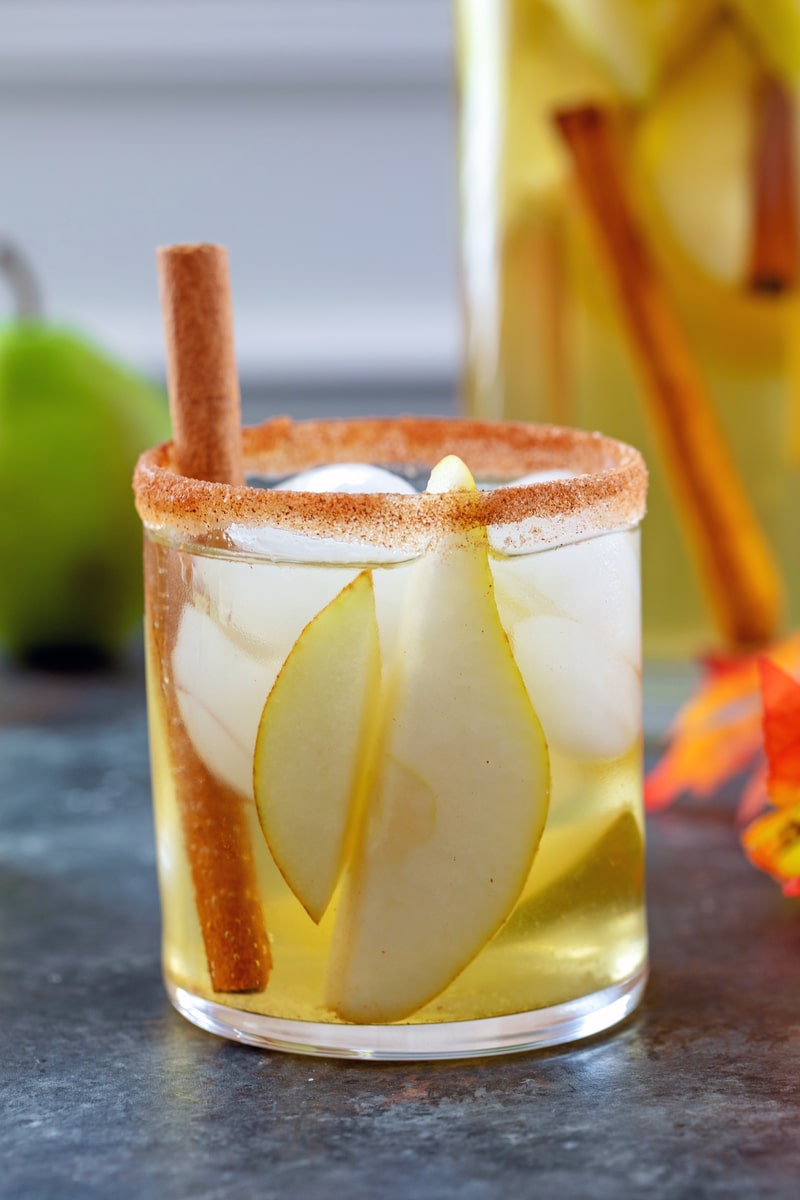 cinnamon pear sangria recipe