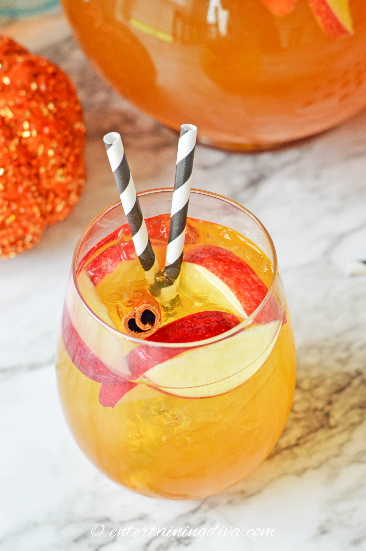pumpkin fall sangria in a glass