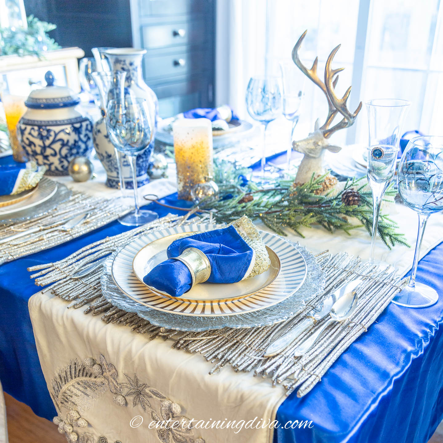 Blue, White and Gold Christmas Tablescape
